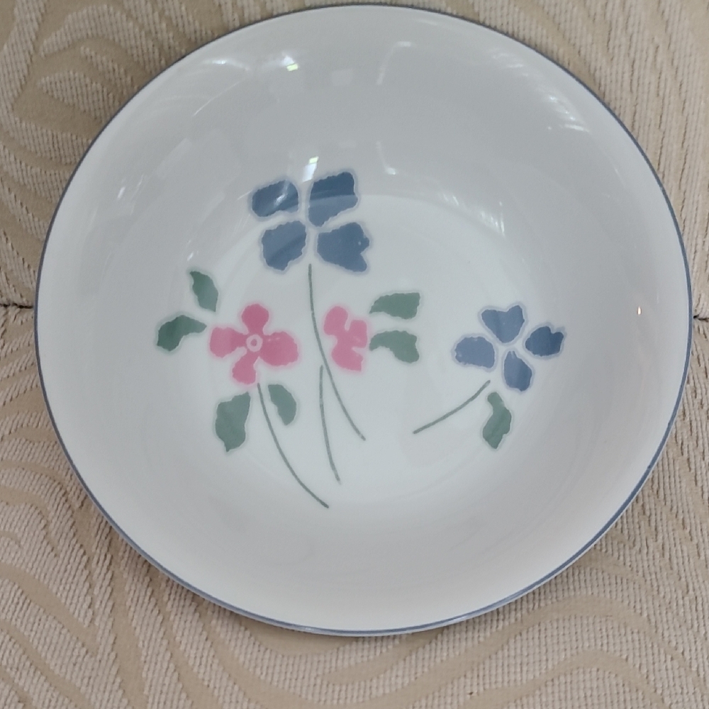 Floral Patterned Bowl - Blue, Pink, Green